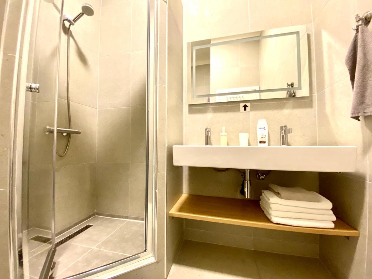 Sint-Jans Appartments แอนต์เวิร์ป ภายนอก รูปภาพ
